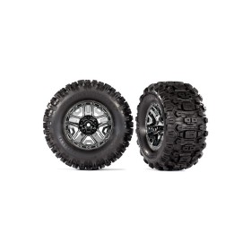 Gomme SledgeHammer 2.8" incollate su cerchi cromati neri (2)